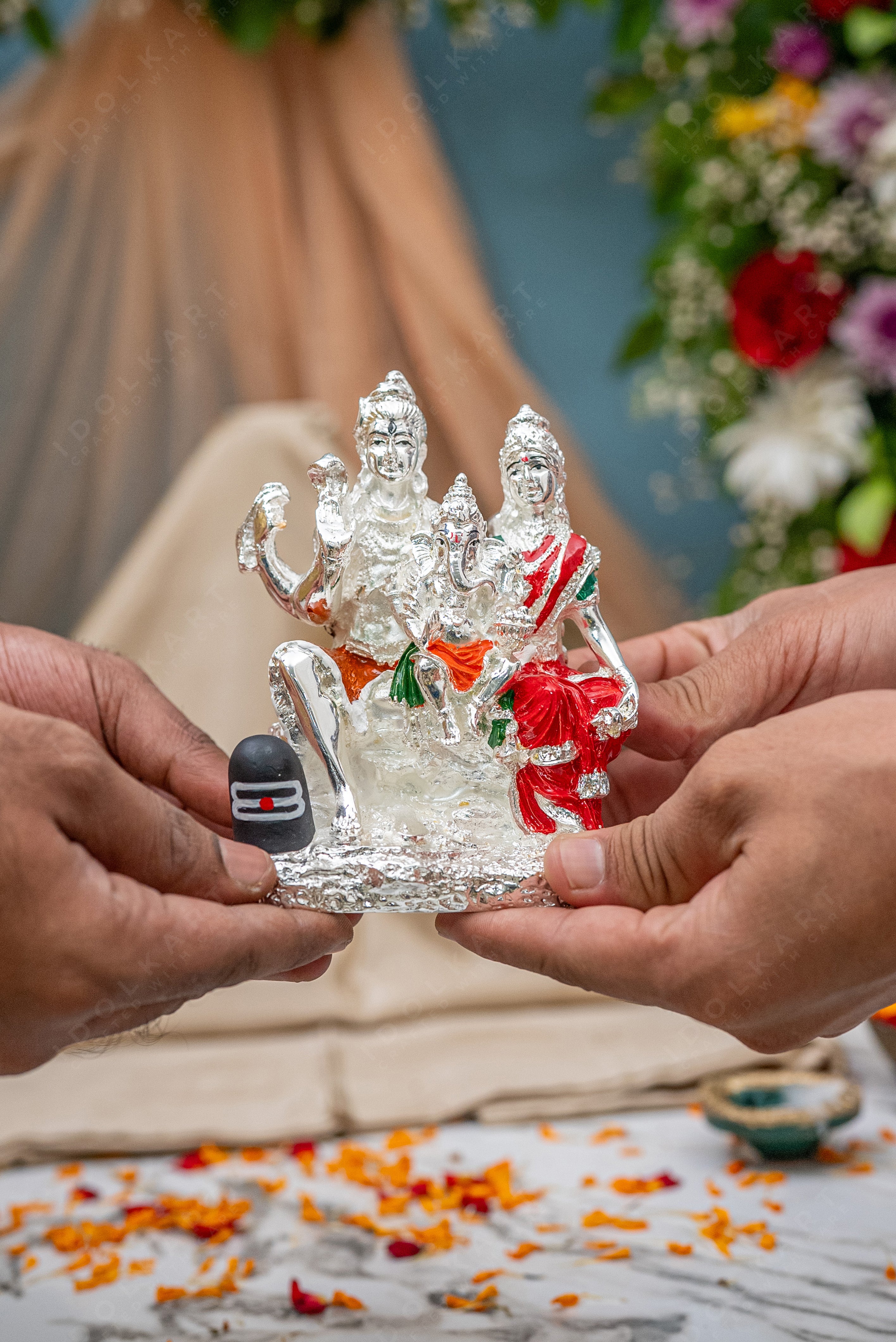 Silver Coated Shiva Parvati Statue with Ganesha for Home