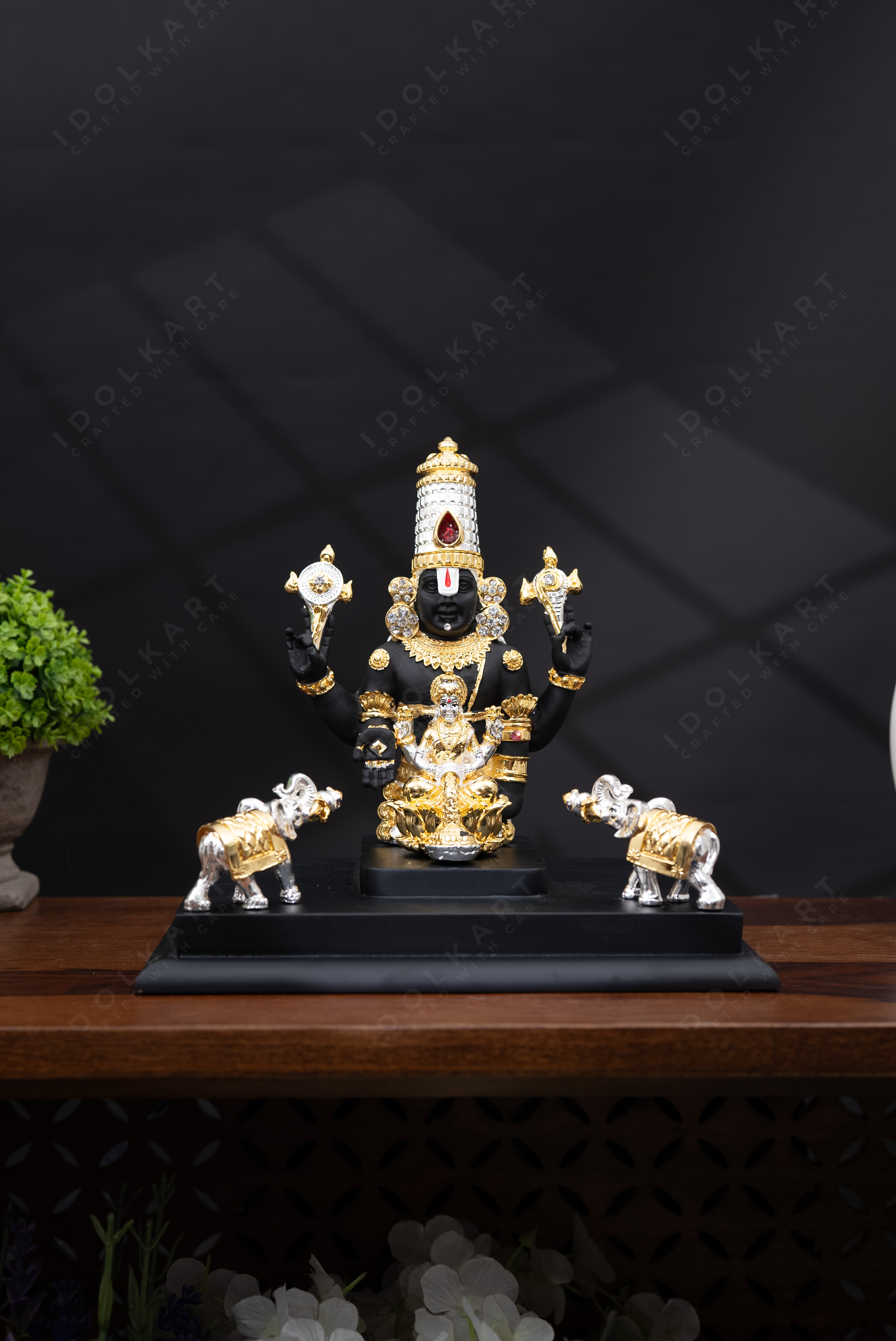 Gajalakshmi Balaji | Gajalakshmi Venkateshwara Swamy (10 inch)