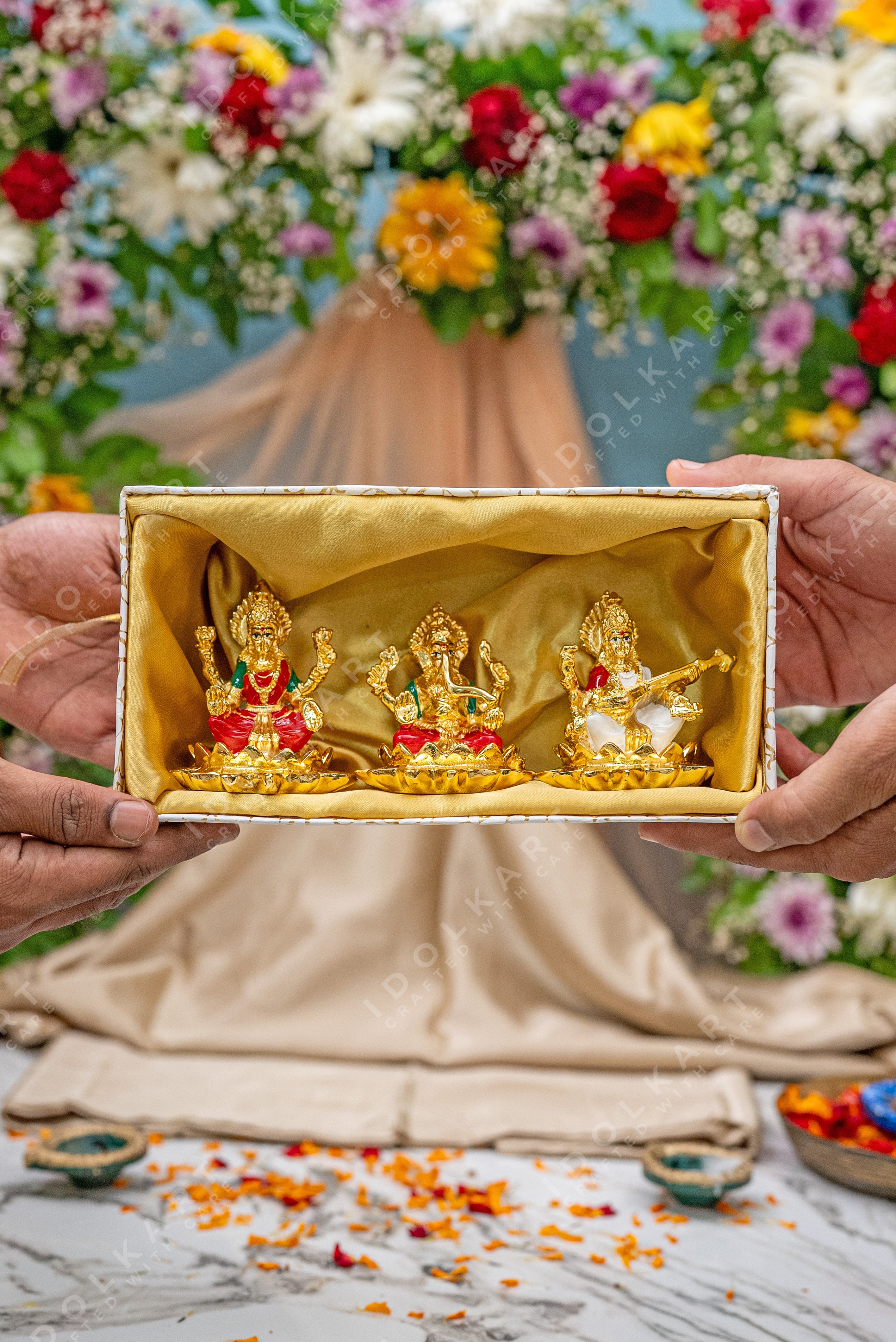 Ganesh Laxmi Saraswati on Lotus Set | Idolkart