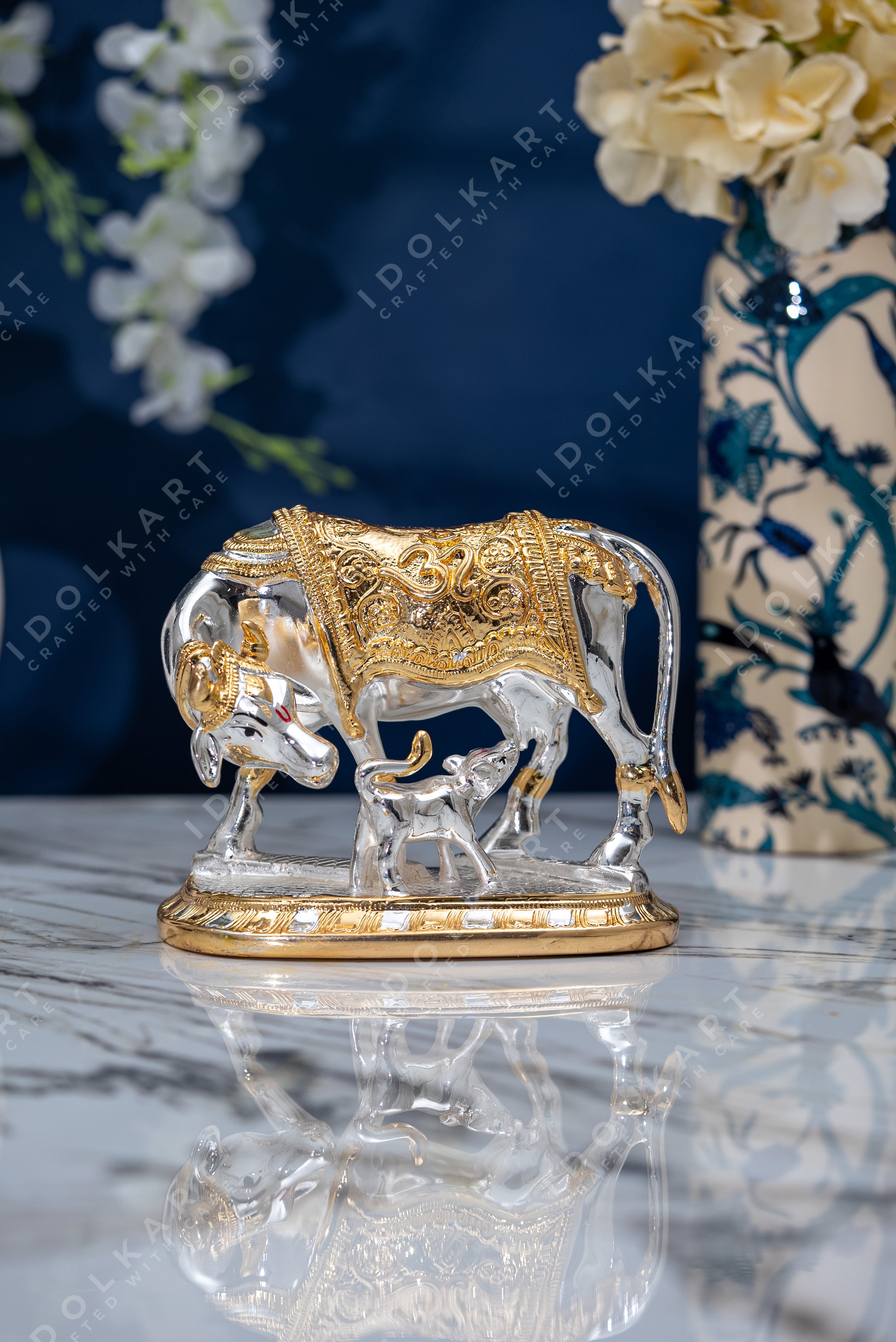 silver kamadhenu idol