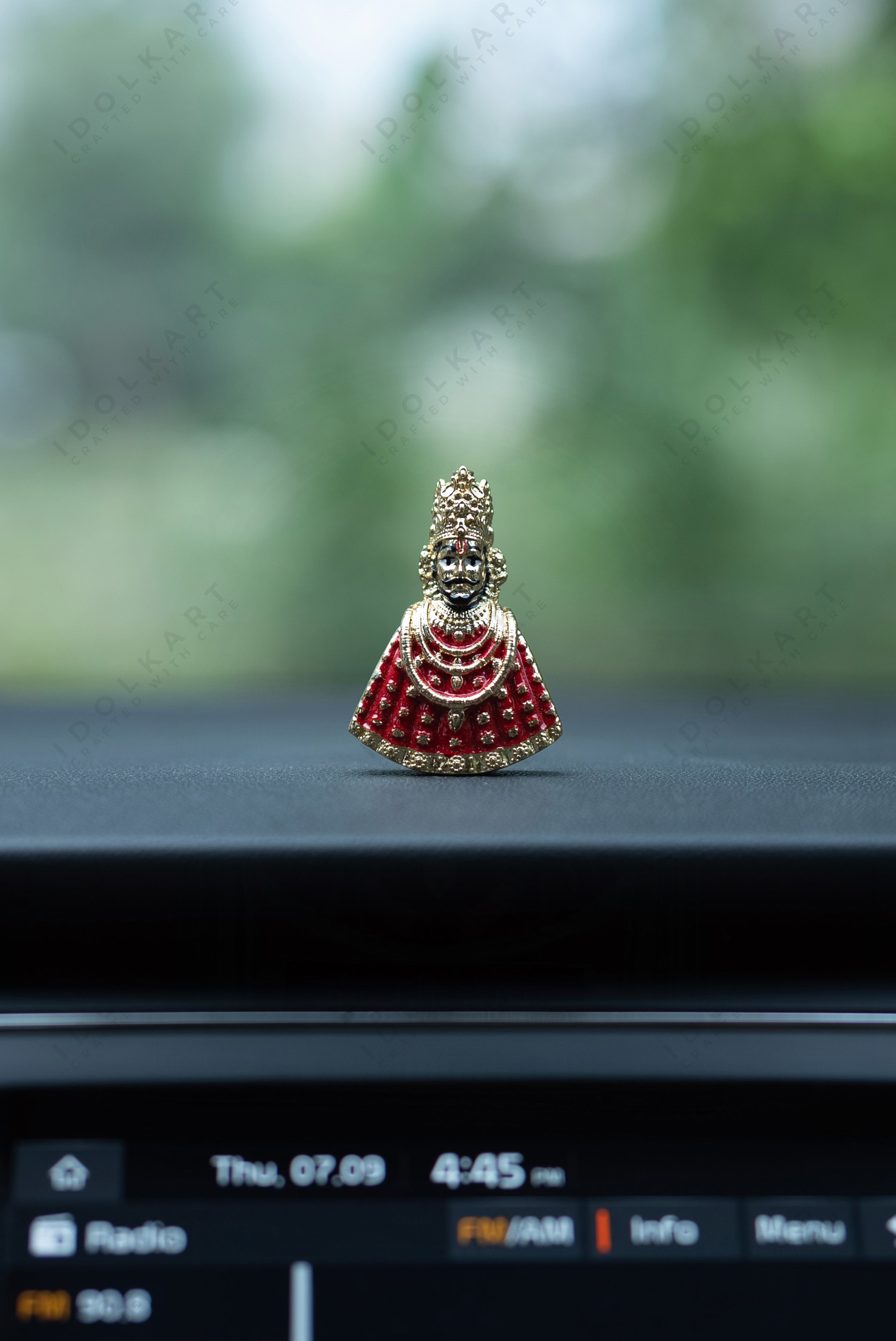 Pure Gold Coated Khatu Shyam Murti | Khatu Shyam ji Idol for Car Dashboard |Shyam Baba Murti Idol for Peace & Positivity |Khatu Shyam Ji Ki Murti For Home