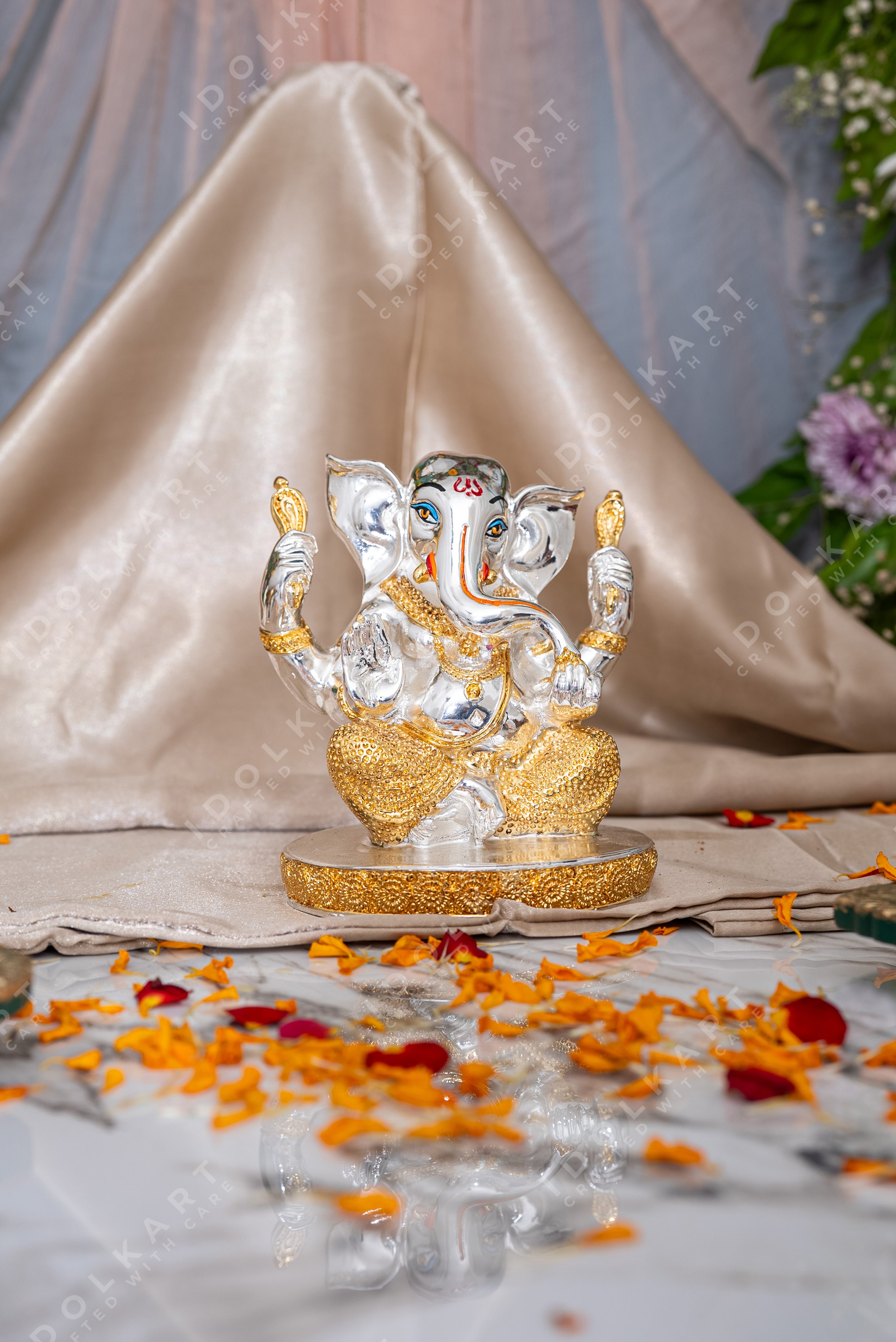 Buddhividhata Ganesha idol - Gold & Silver Coated