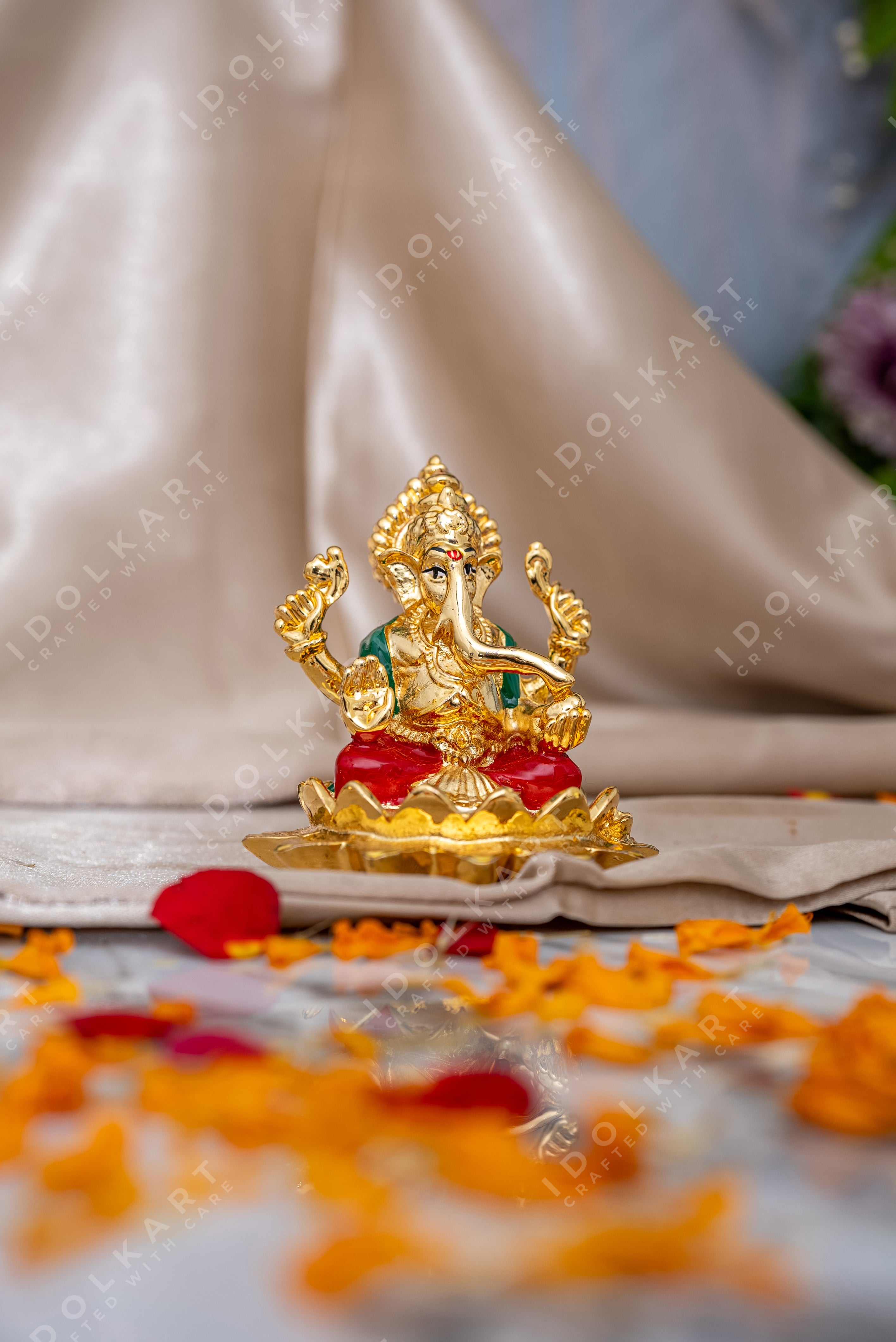 Ganesha Murti on Lotus